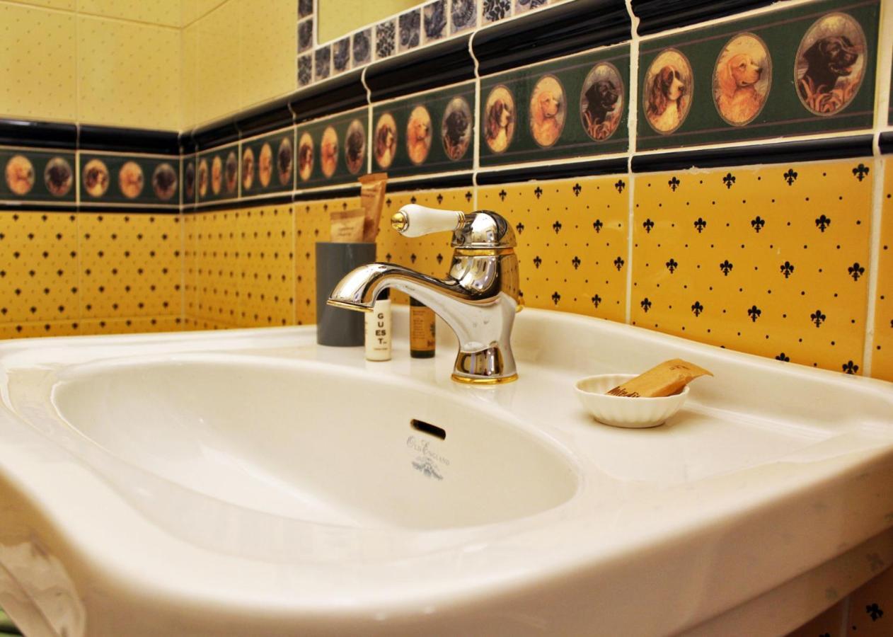 Dimora De Brado Bed and Breakfast Trani Exterior foto