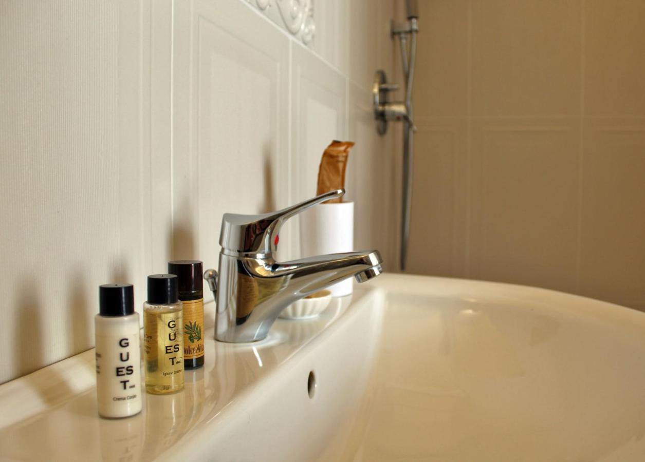 Dimora De Brado Bed and Breakfast Trani Exterior foto